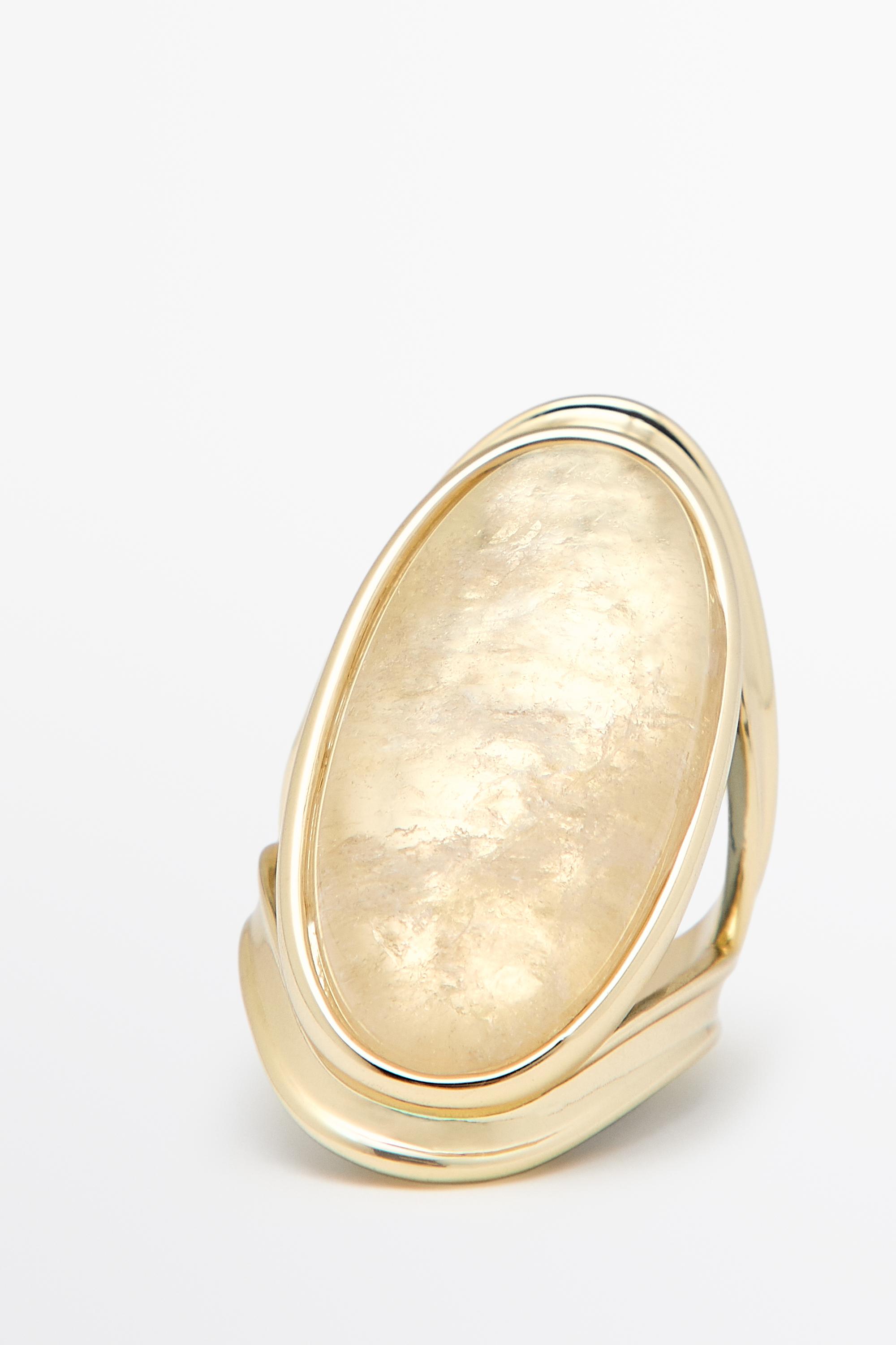 Bague ovale pierre de quartz